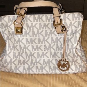 MICHAEl KORS BAG
